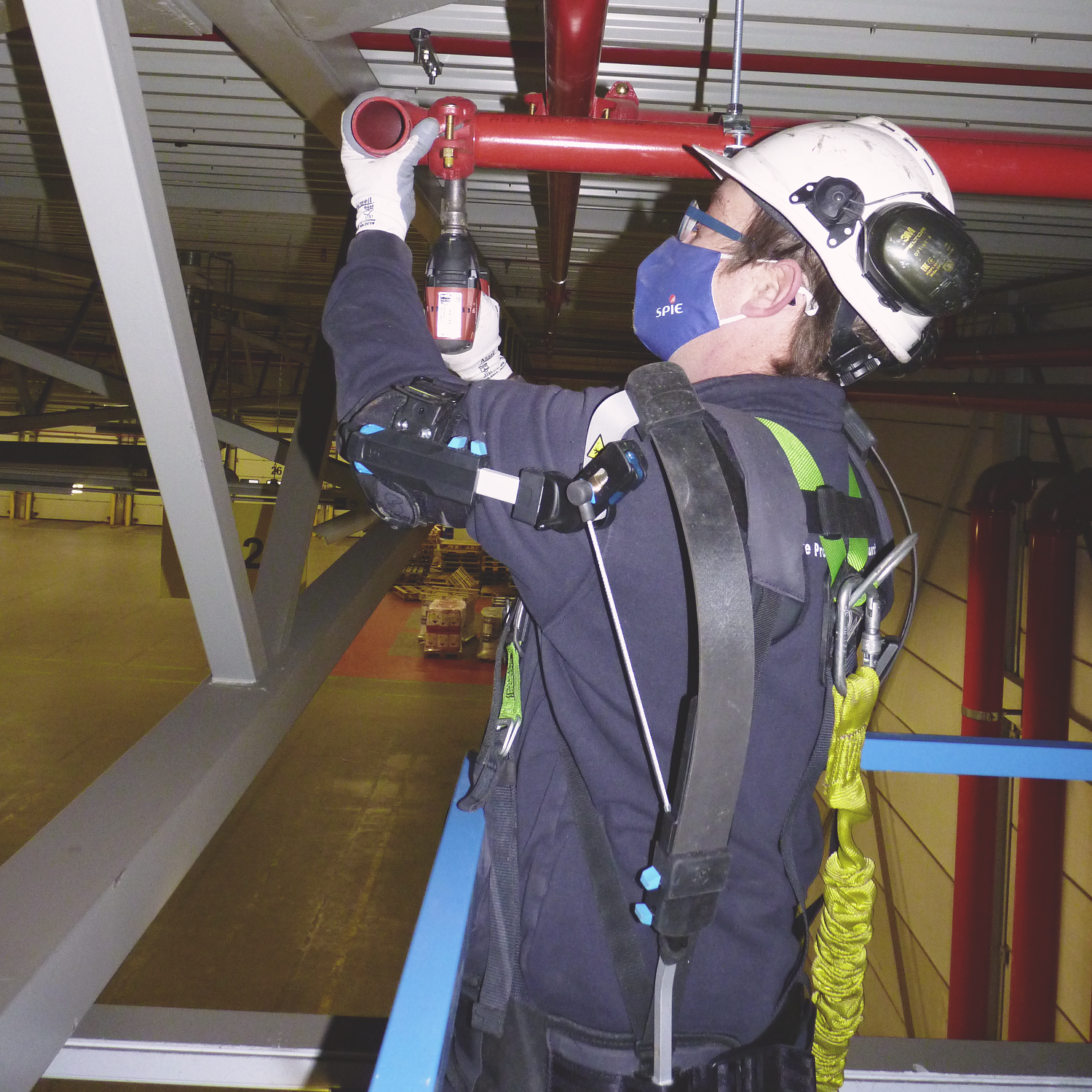 Spierkracht sparen met een exoskelet