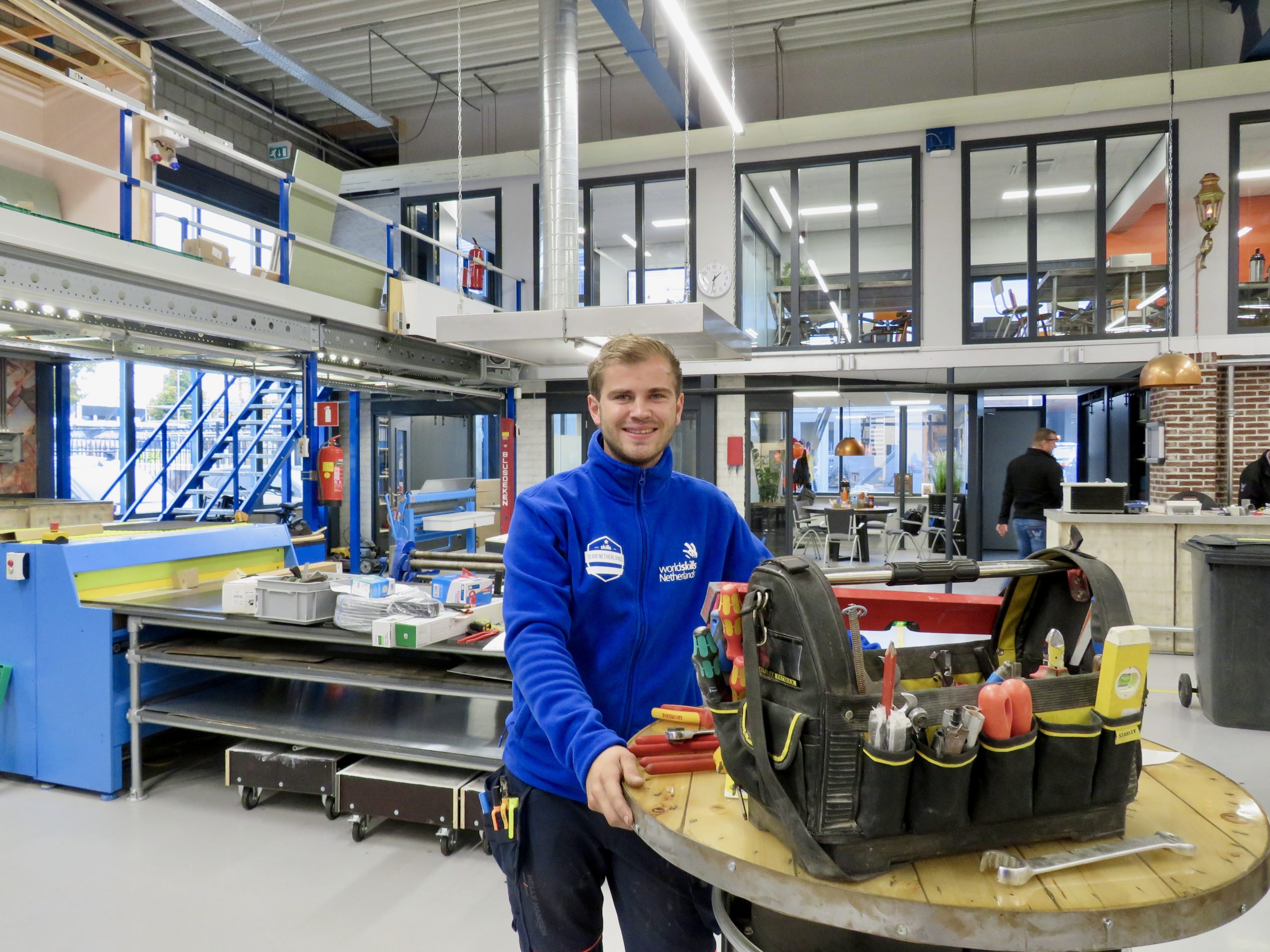 Jonge Nederlandse installateur bij wereldtop in zijn vak